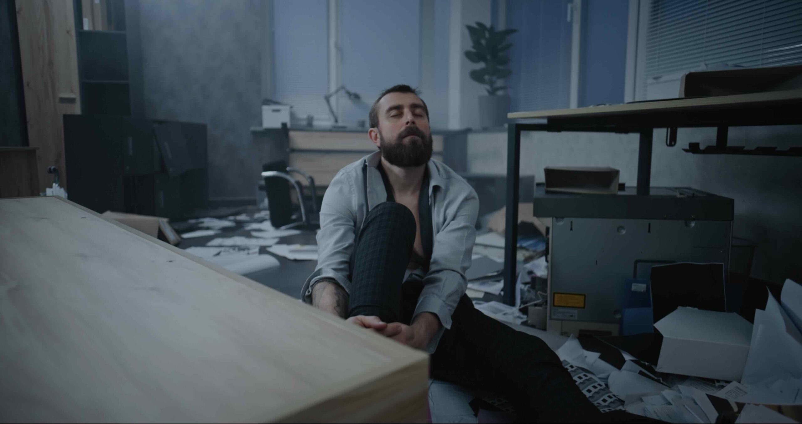 video-section-banner-image